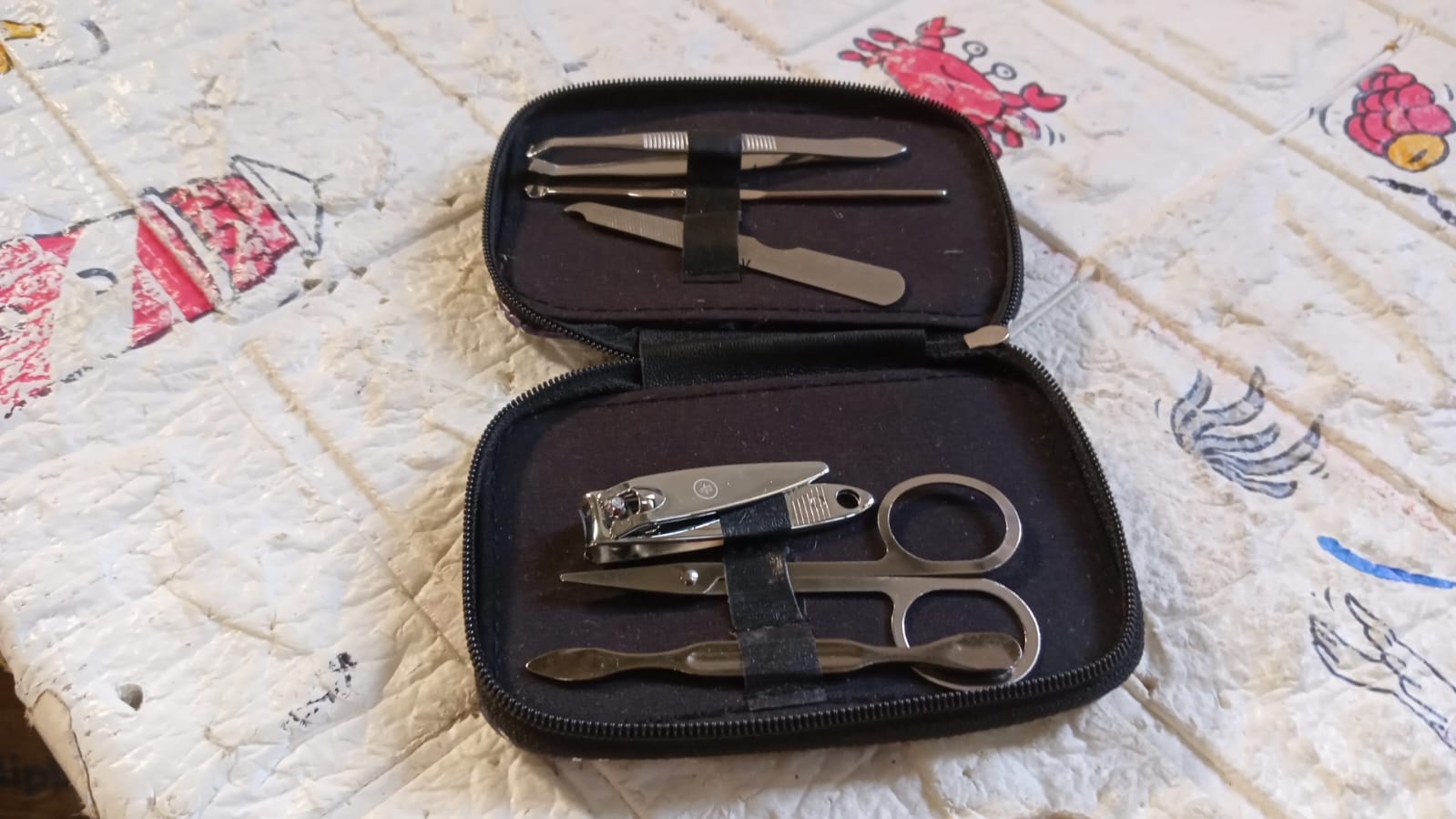 6735 Nail Scissors Professional Nail Clippers Kit Manicure Set 6 Pieces Top Grade Stainless Steel Grooming Kit With Travel Case For Travel Or Home Manicure Set (6 Pc Set) 6735 Nail Scissors Professional Nail Clippers Kit Manicure Set 6 Pieces Top Grade Stainless Steel Grooming Kit With Travel Case For Travel Or Home Manicure Set (6 Pc Set)